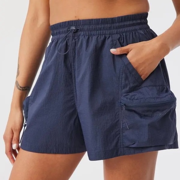 Outdoor Voices Pants - Outdoor Voices Windbreaker 3" Short in Dark Sky